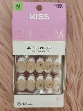 Brand New KISS GLAM 3D & JEWELED LUMINOUS STYLES False Nails-M